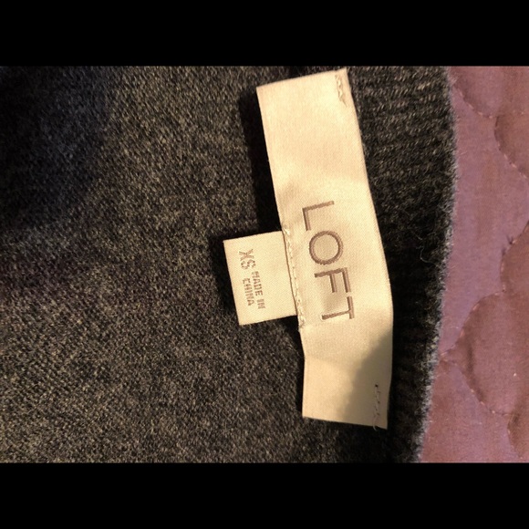 Ann Taylor LOFT Grey Wool mix Reindeer Sweater - Picture 5 of 6